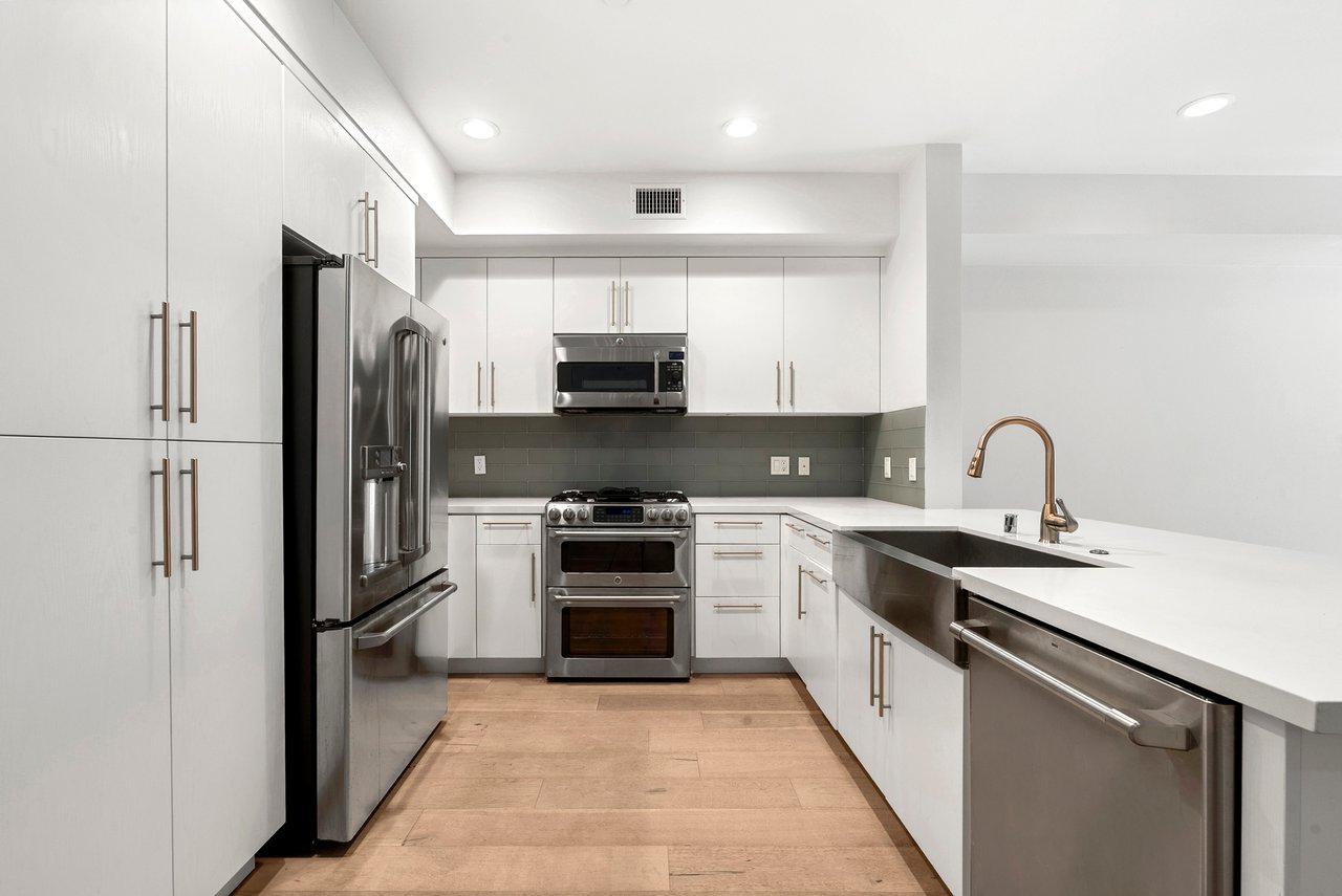 4240 Laurel Canyon Blvd Unit: 105, Studio City 