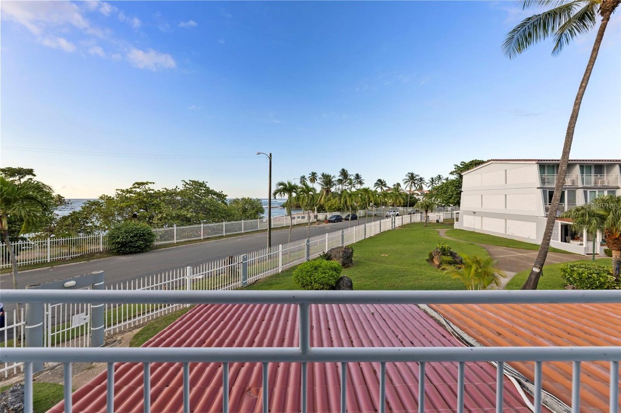 Dorado del Mar carretera 693 VILLAS DE PLAYA 2 #S-1