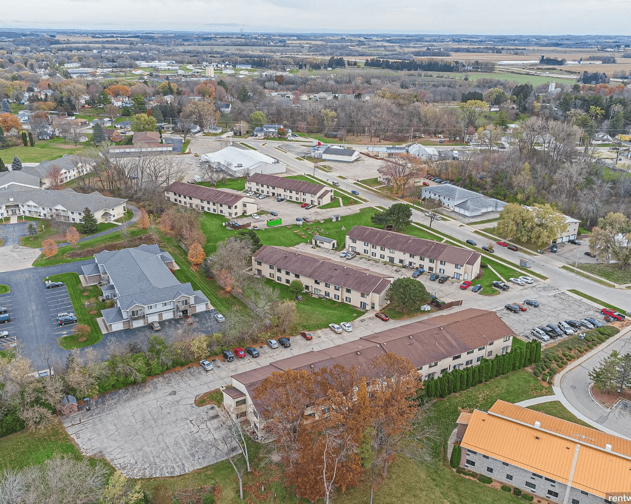 Lakeshore Apartments