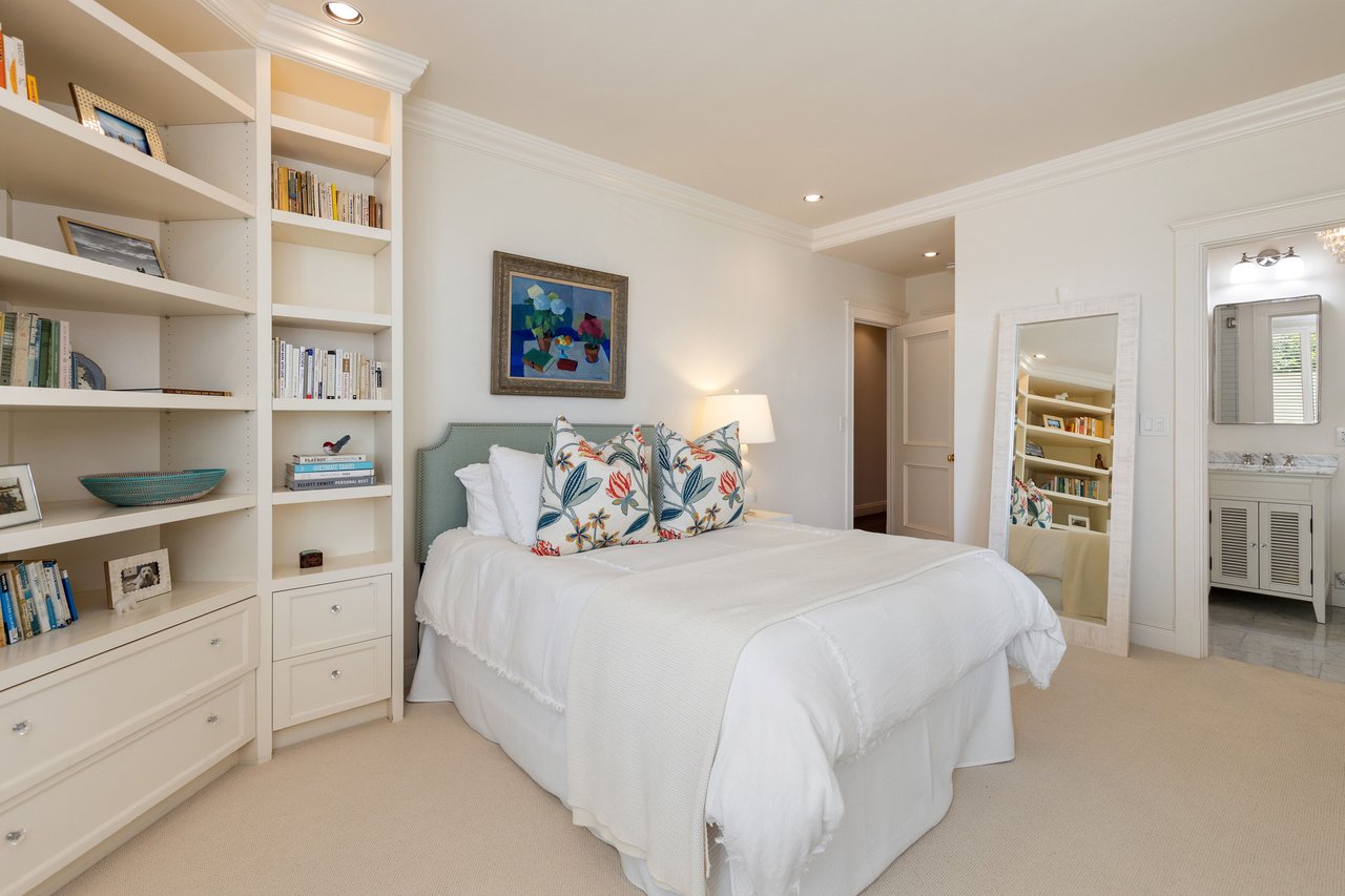 Timeless Full-Floor Residence