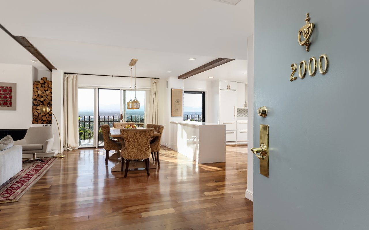 460 S Marion Parkway, 2000