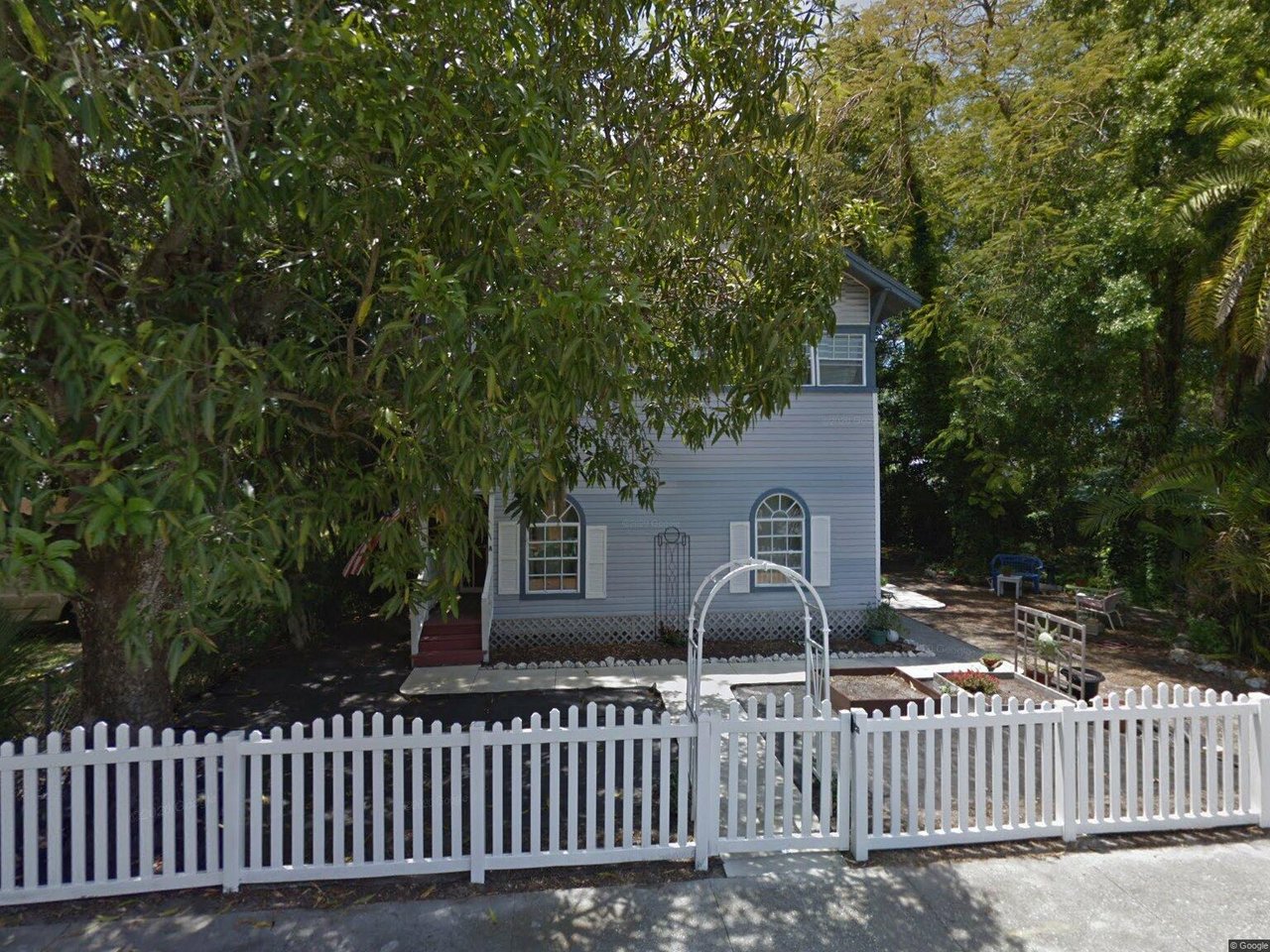 604 25th Street West Apartment A