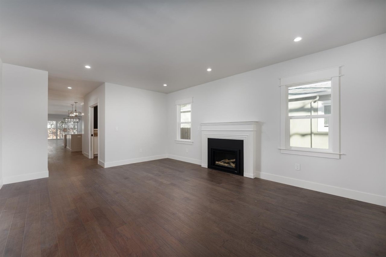 536 38th St. 