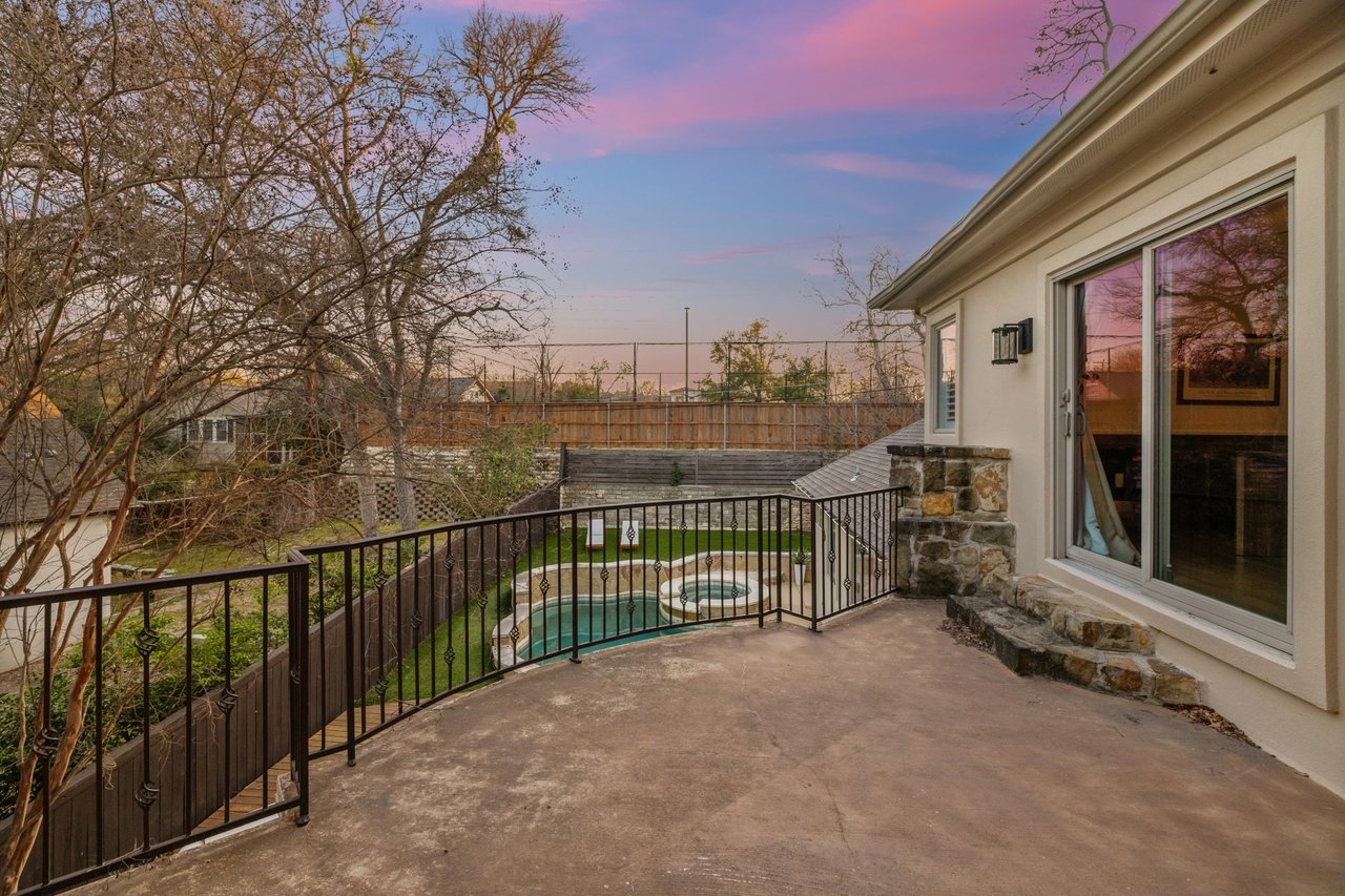 Timeless Luxury in Tarrytown 