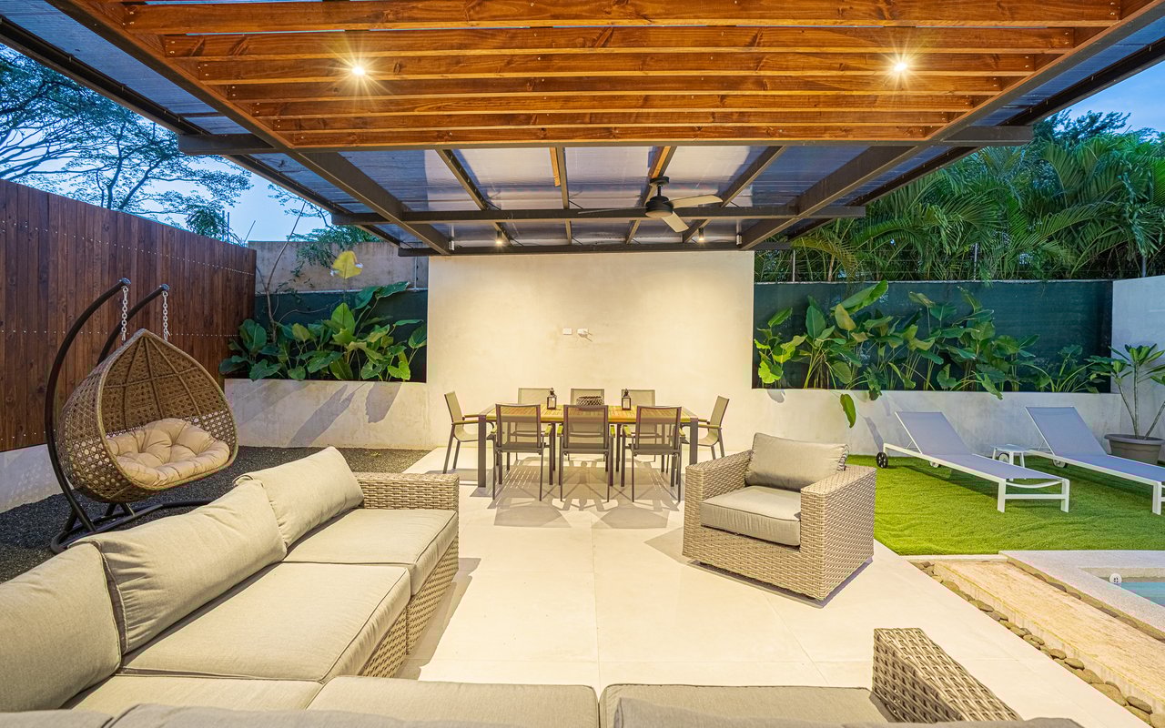 Casa Ko | Tropical Modern 4BR Retreat in Tamarindo with Exclusive Beach Club Membership