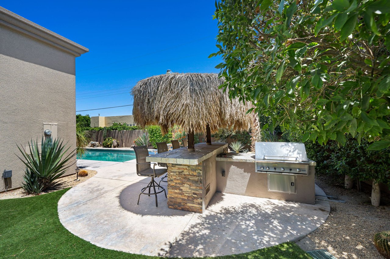 Paloma Paradise