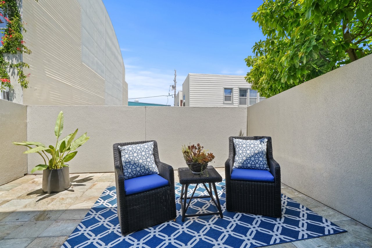 39 Boardman Pl #105
