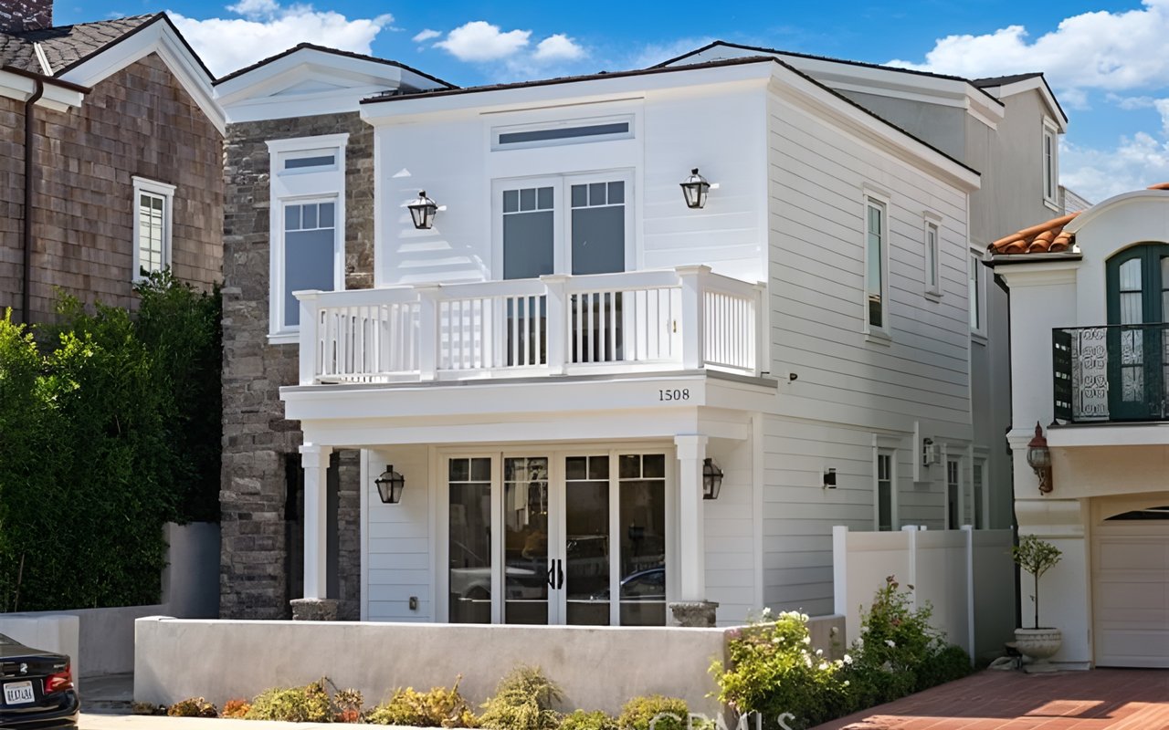 Stunning, Turnkey, Newer Construction 4 Bedroom Beach Home on Coveted Balboa Peninsula Point in Newport Beach California