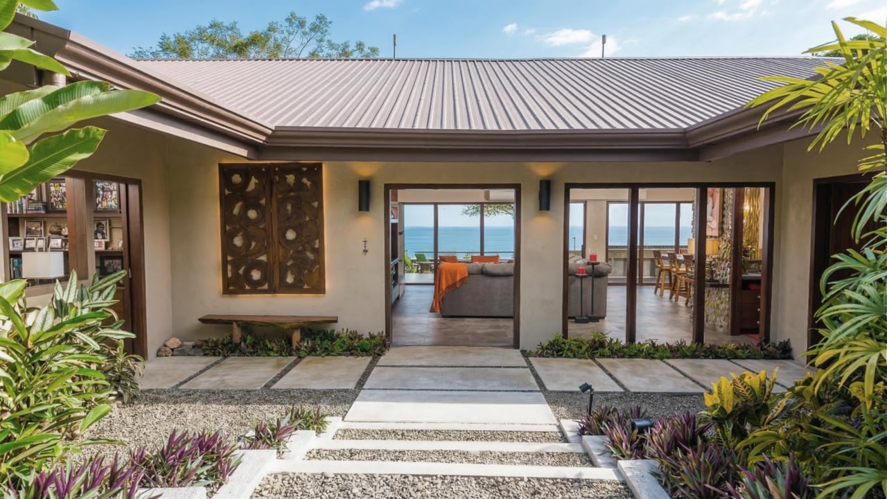 CasaPor Fin,Where the Rainforest Meets the Sea - Oceanview Luxury Estate