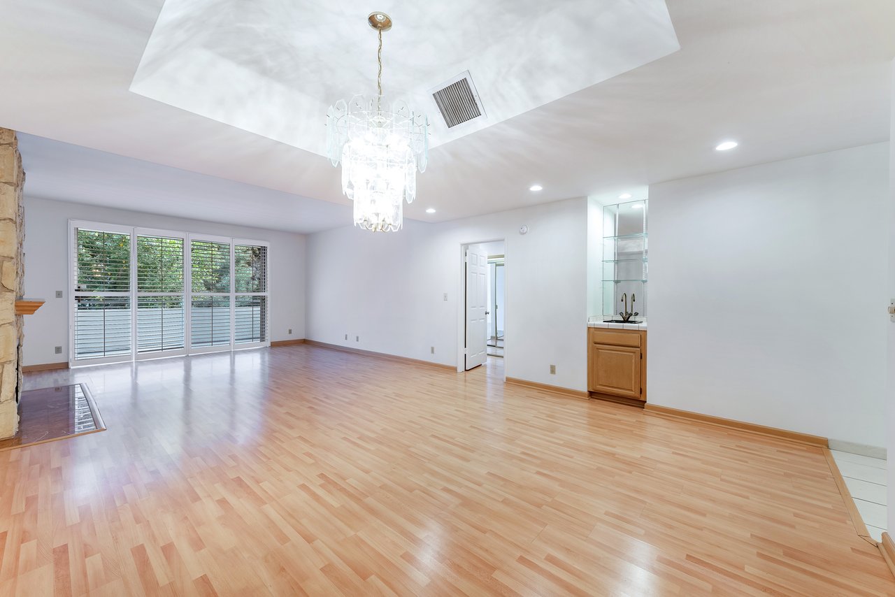 1930 S Beverly Glen Blvd #306