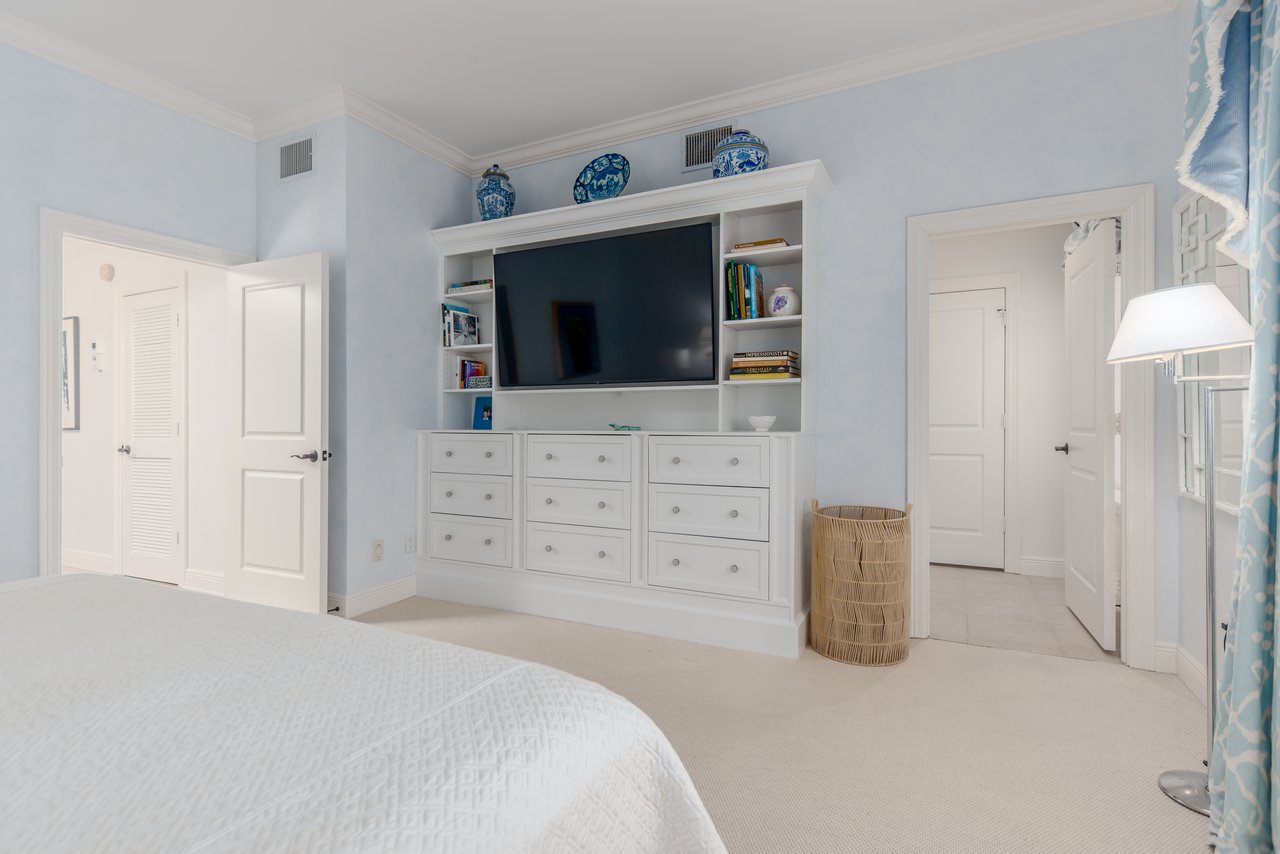 11663 SE Florida Ave