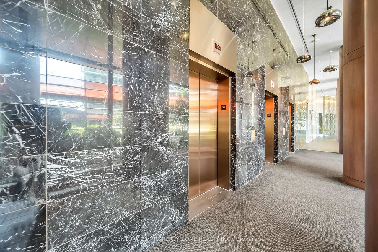 PERFECT SUITE FOR PENTHOUSE LIVING