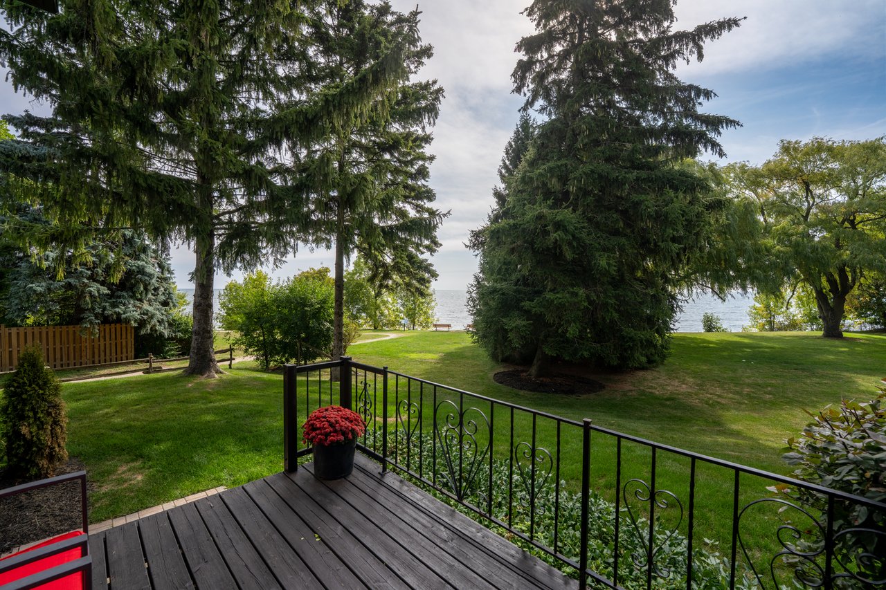 20 Arkendo Drive, Oakville