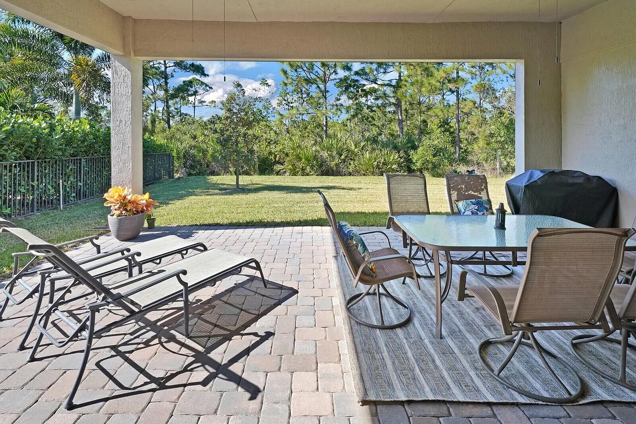 4724 SW Briarwood Ct