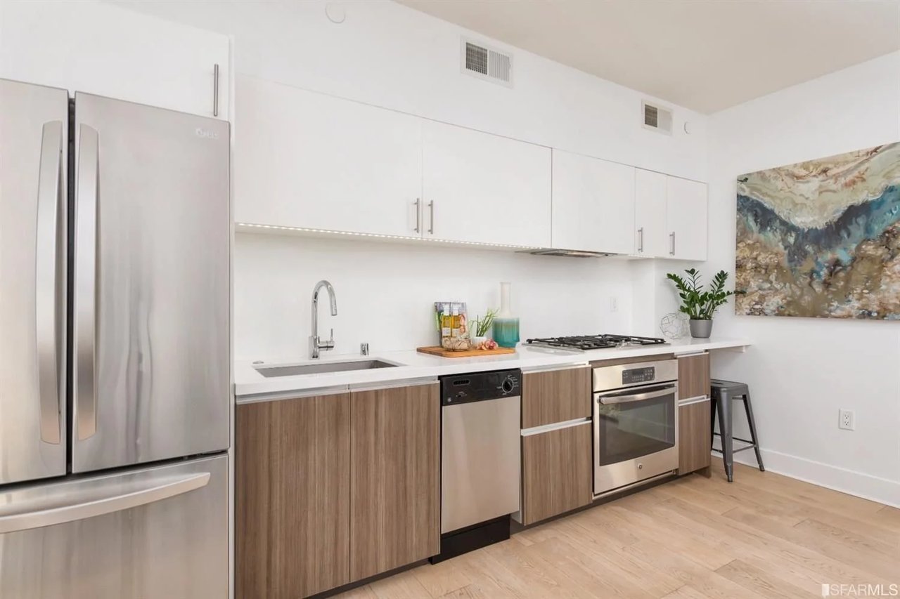 Blanc Condos