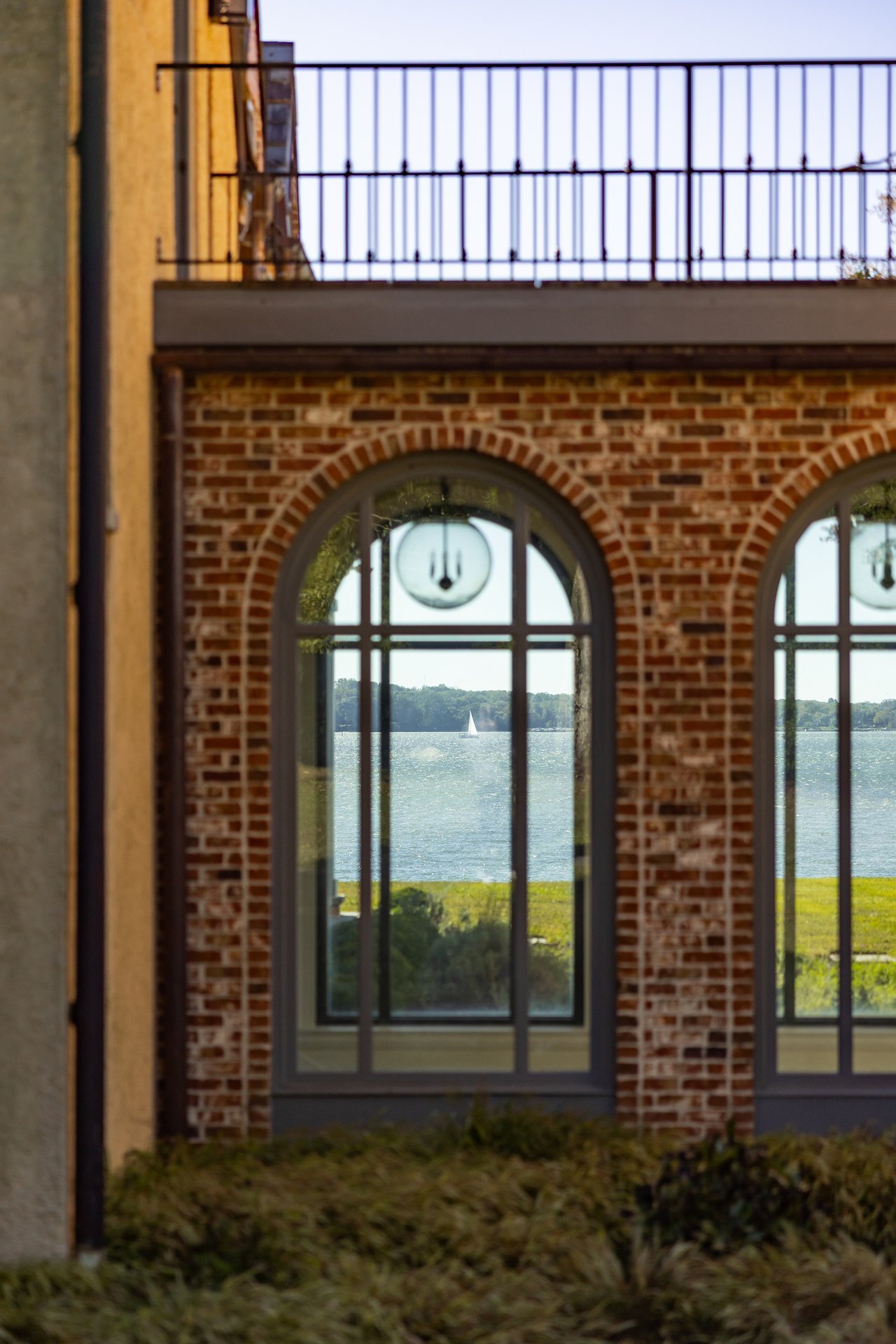 WATERFRONT GIBSON ISLAND ESTATE | 622 MAGOTHY