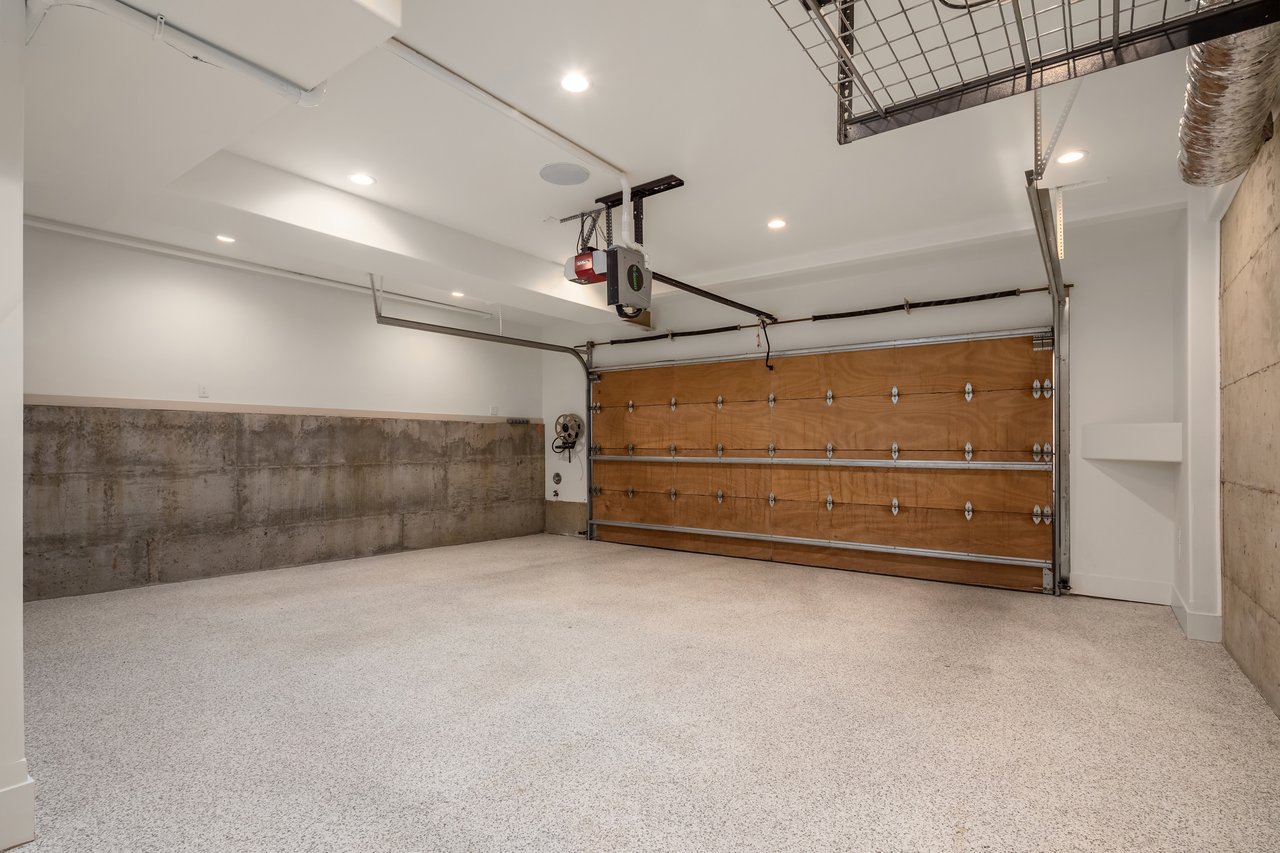 9228 112th Avenue NE