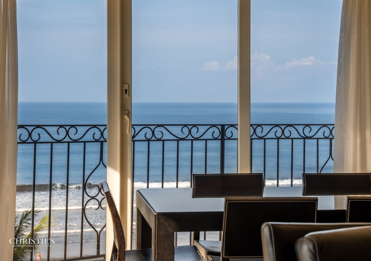Elegant Oceanfront Living in Jacó – 2-Bedroom Condo at Acqua Residences