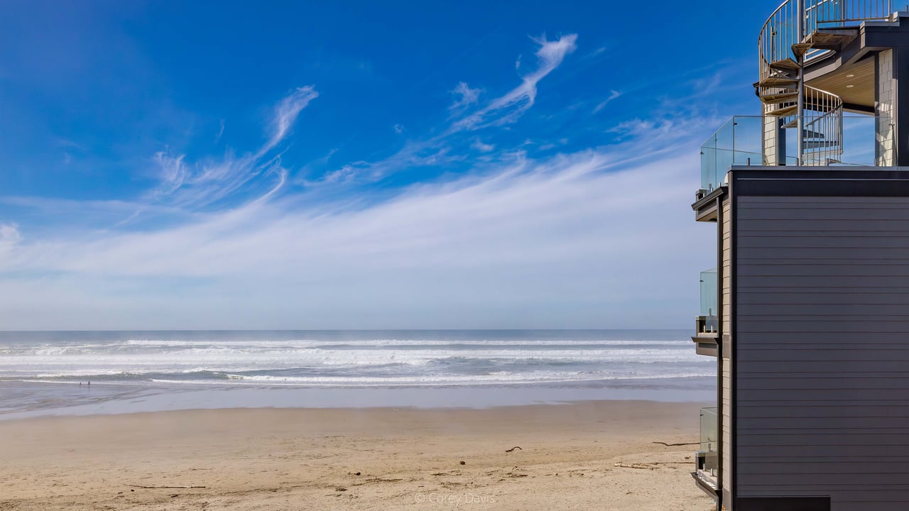 168 North Pacific Rockaway Beach, Oregon