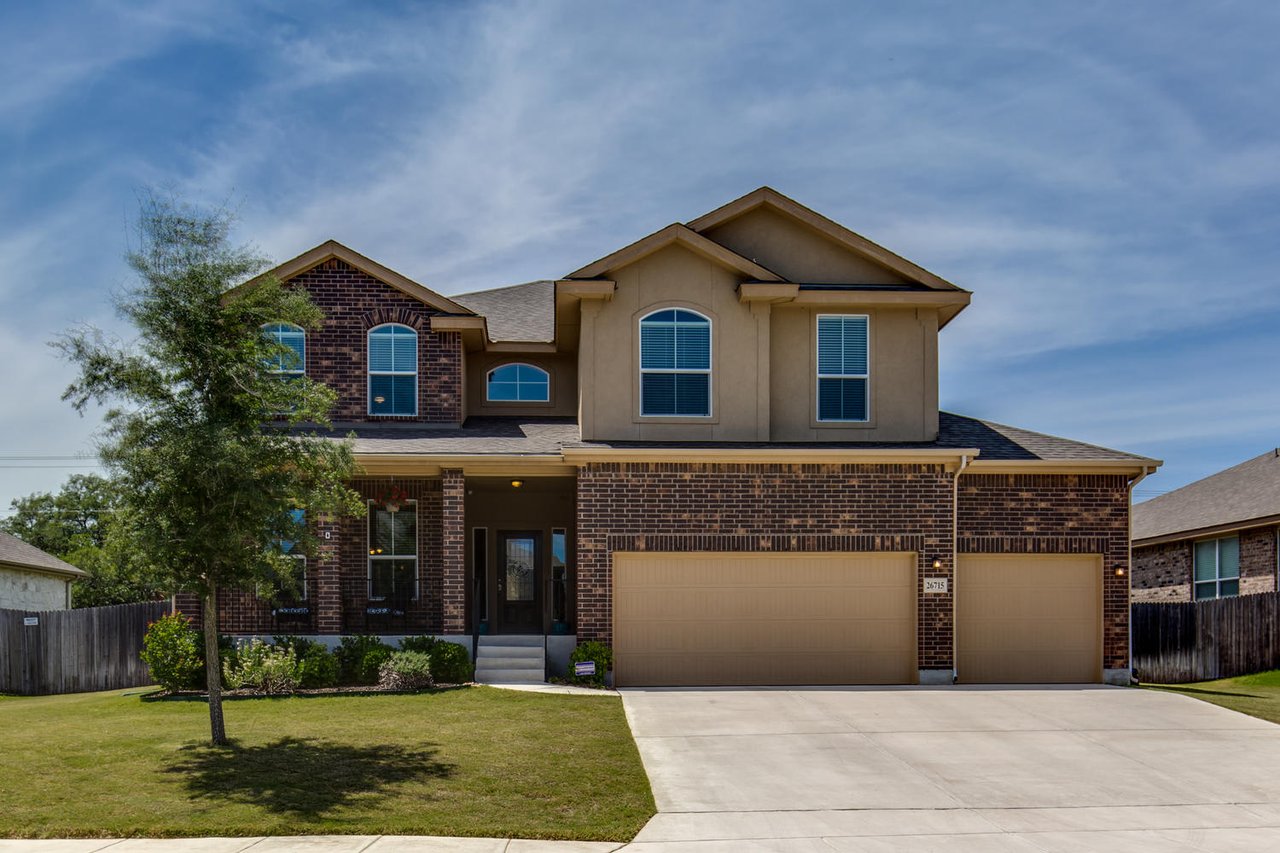 26715 Camden Chase