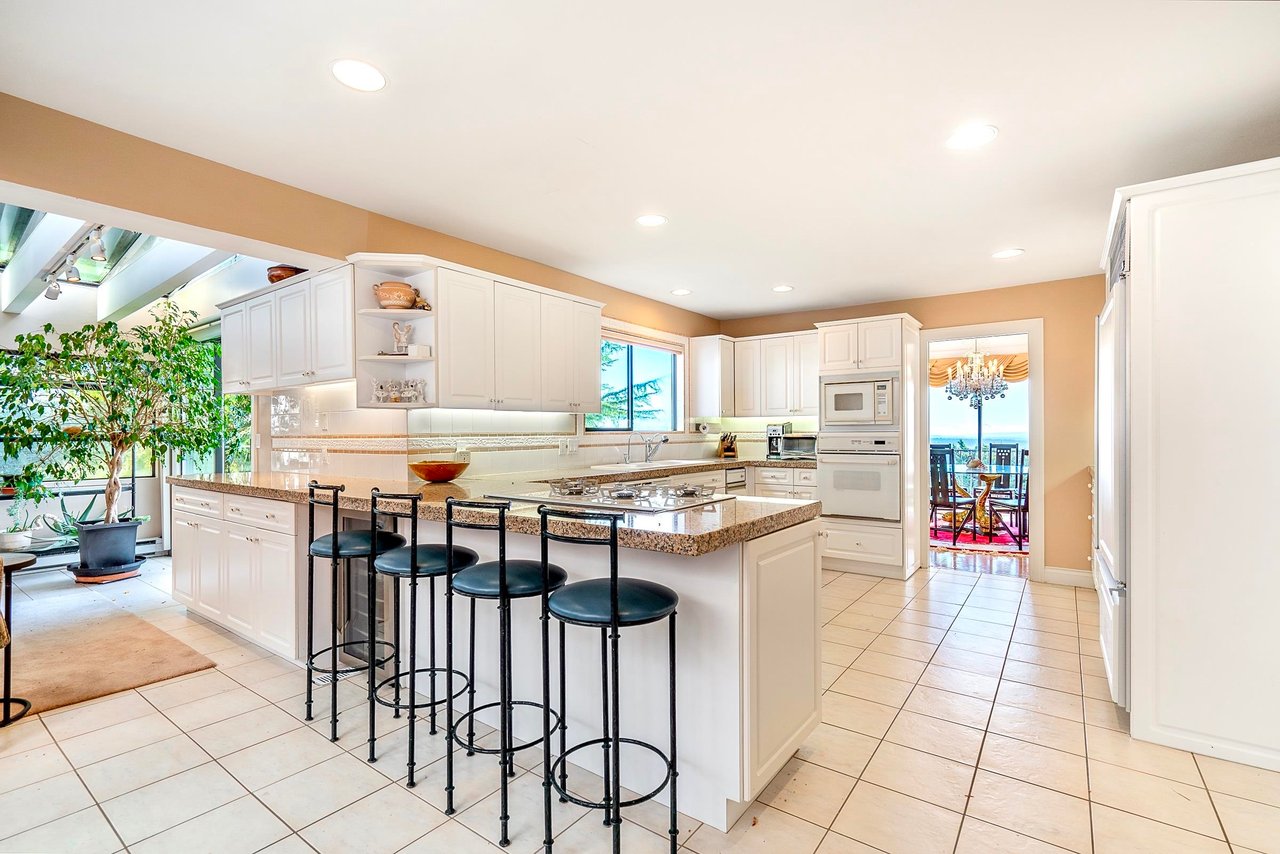 1405 Chartwell Dr