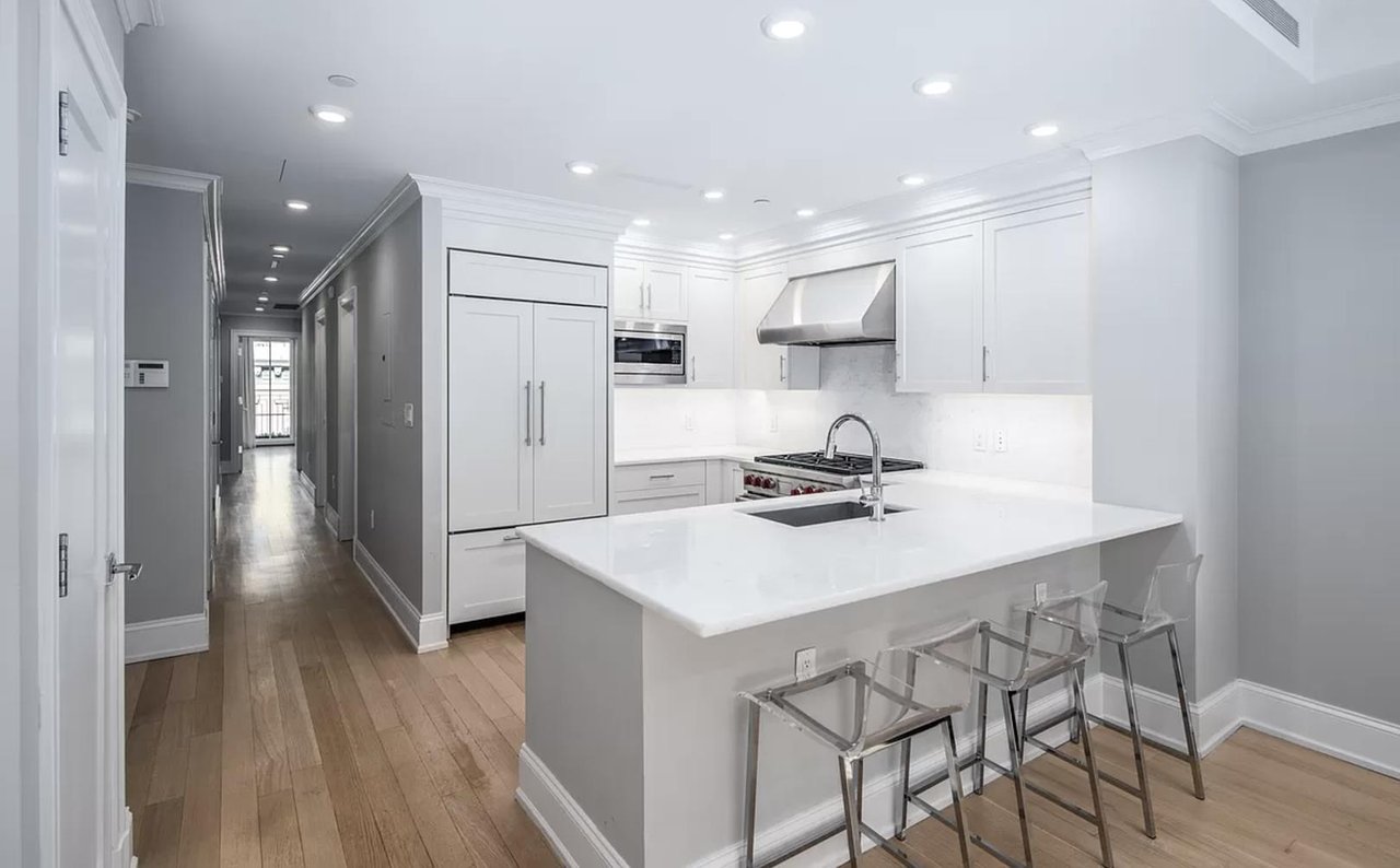 184 East 64th Street, Apt PH-5