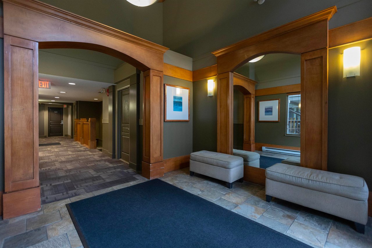 1131 Ross Rd