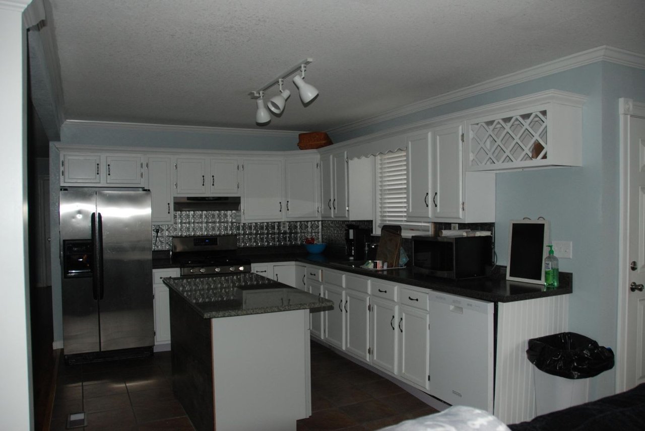 131 Oak Ln