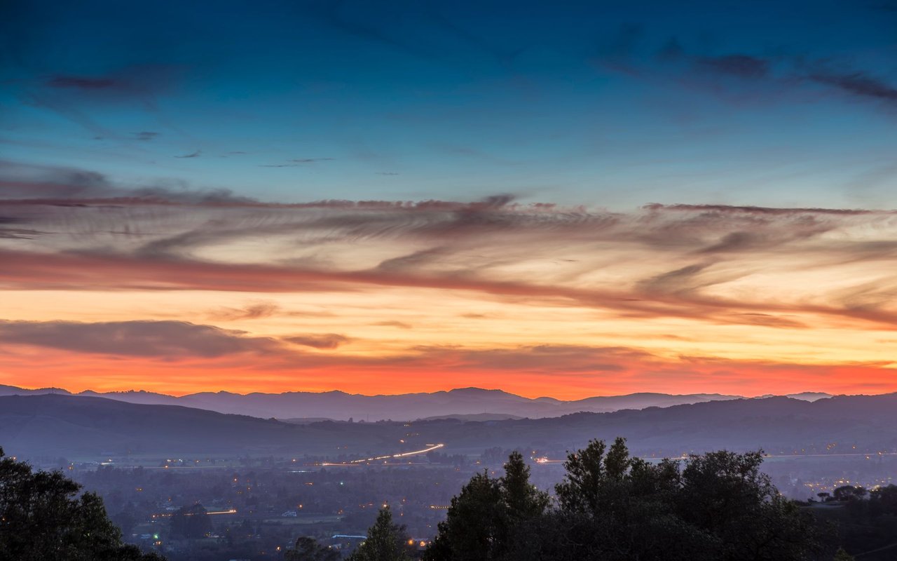 Lovall Valley Road, Sonoma