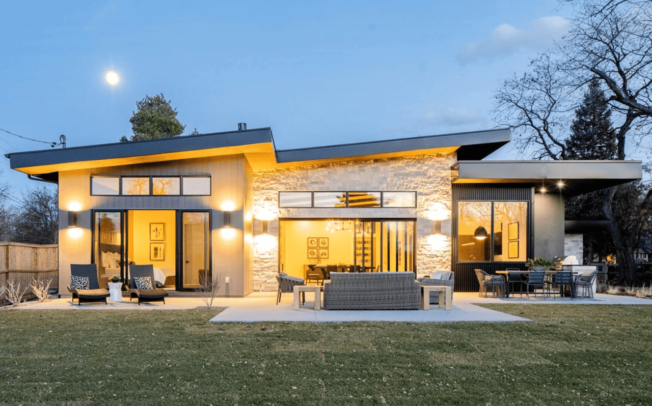 Discover the Majestic Backyards of Colorado: Embrace Luxury Living in Nature's Embrace! 🌲🏞️