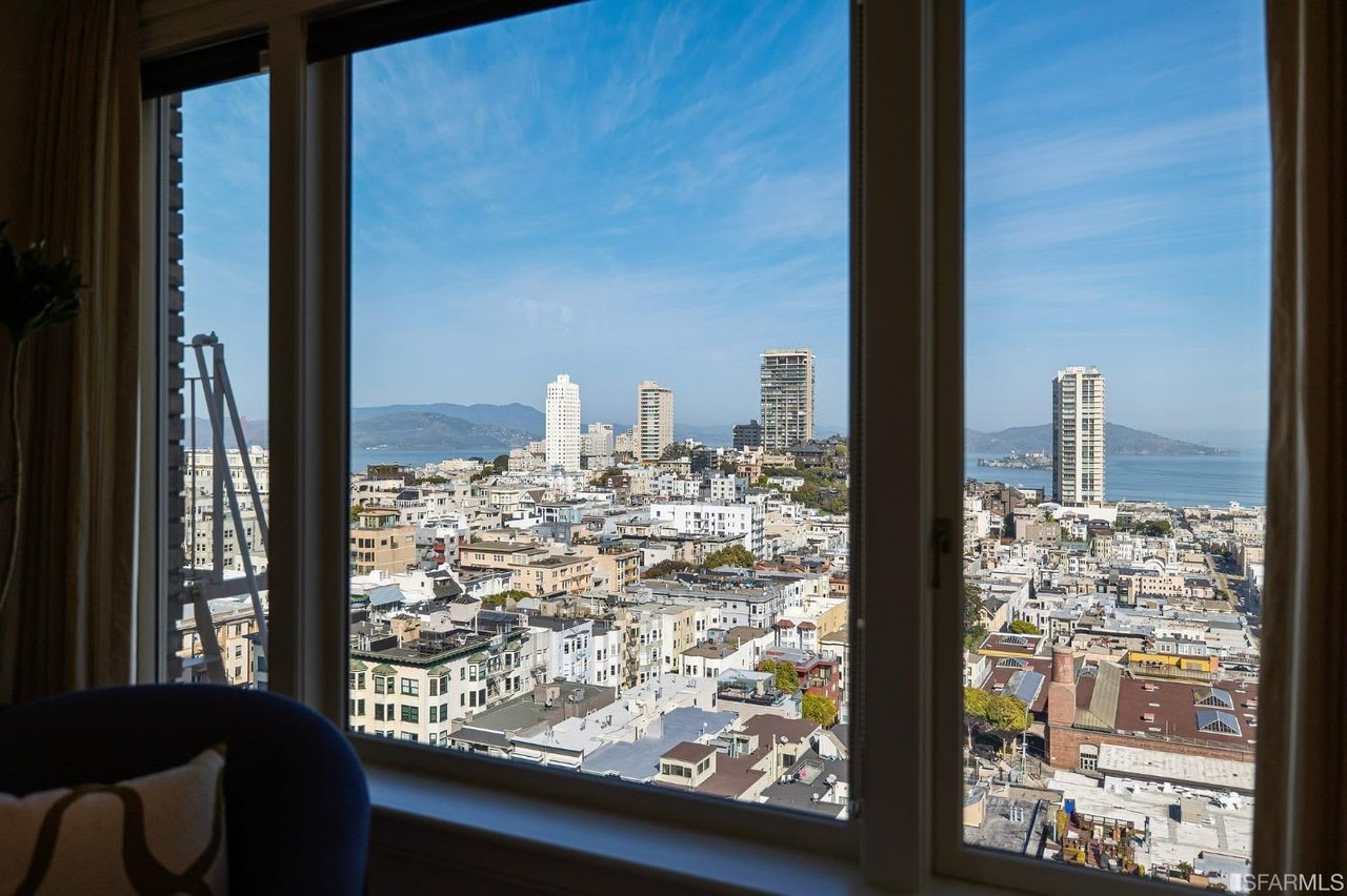 Iconic, Rarely Available Nob Hill Penthouse