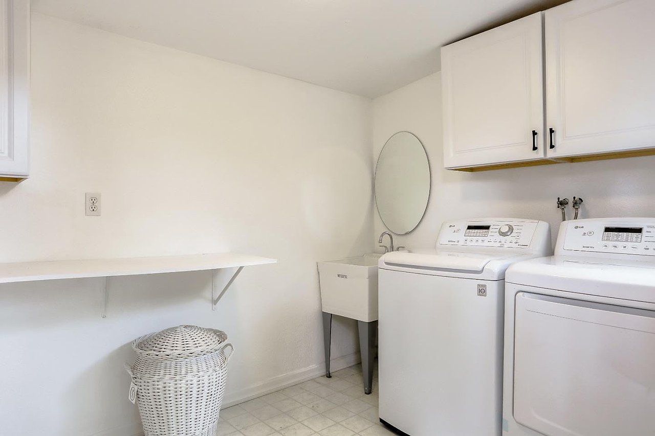 10 Upper Cir