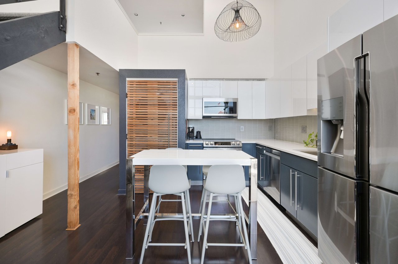 Stylish Loft Living on Coveted SOMA Street