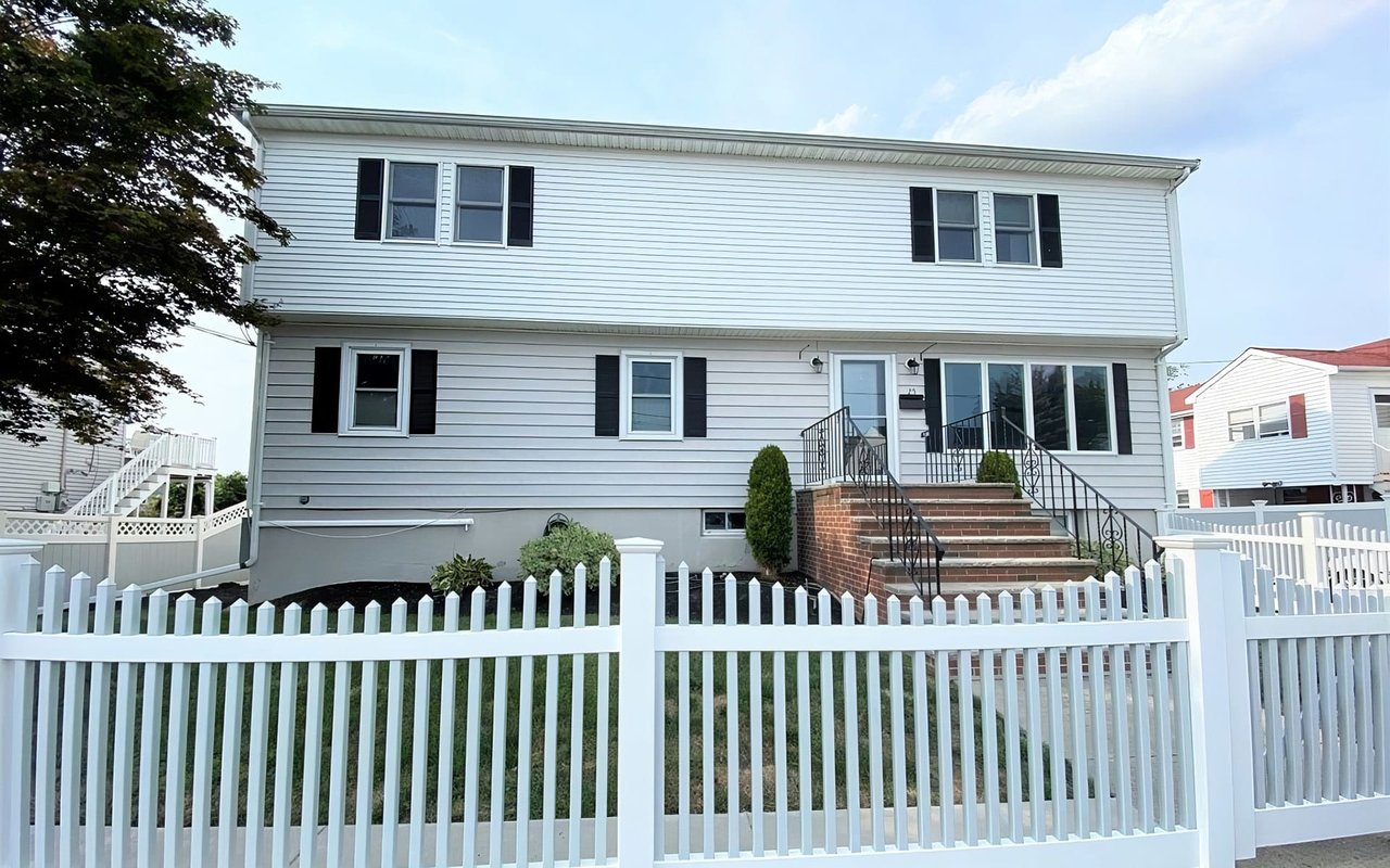 25 Harlow St