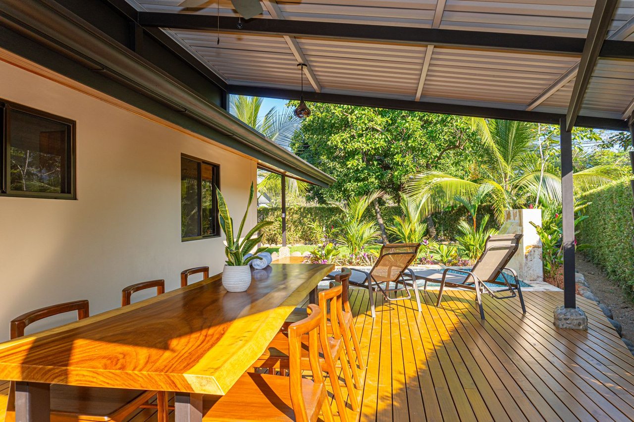 Cozy 2 Bedrooms Casita in Uvita.  Walk to the Beach!