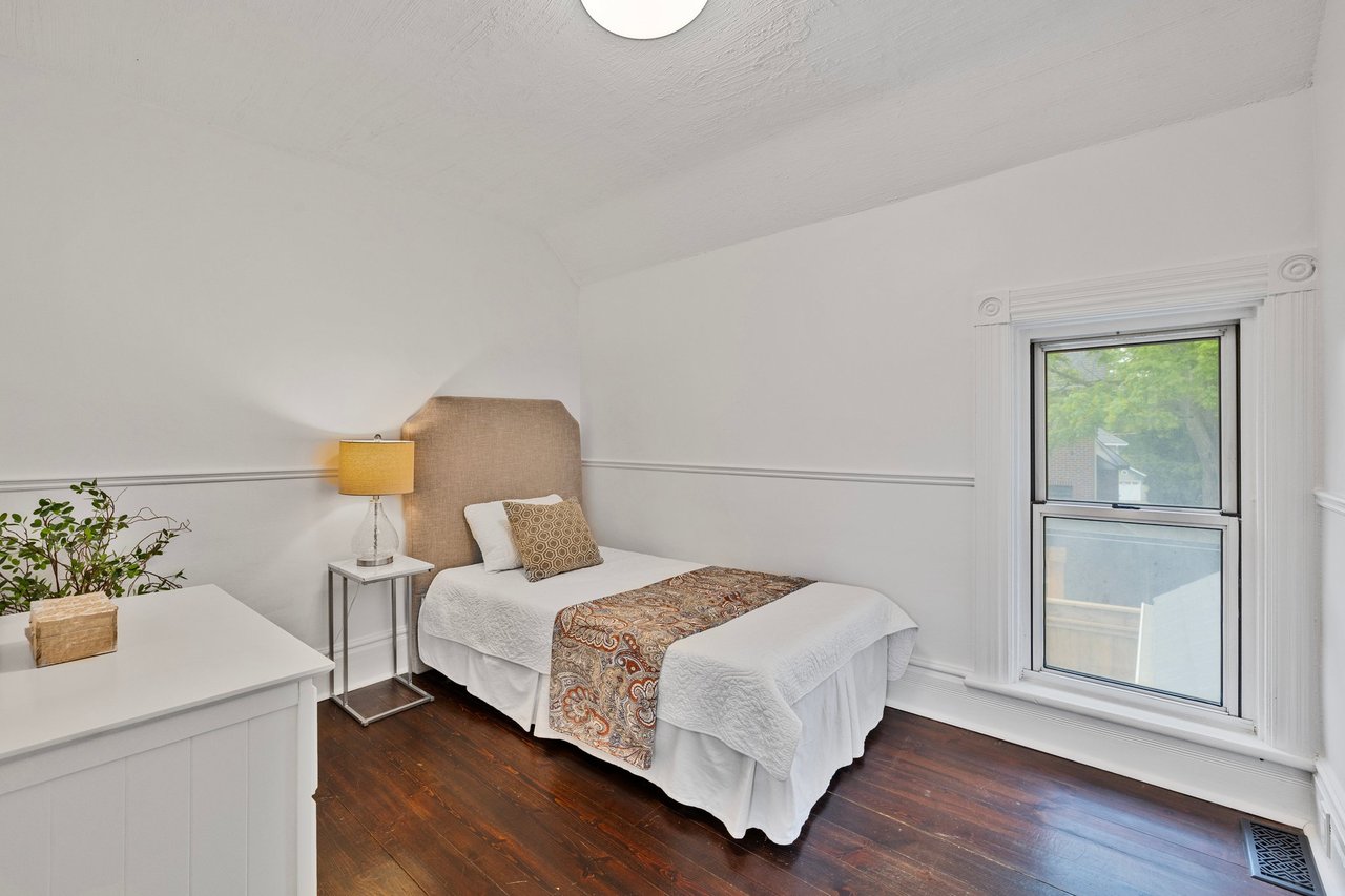 411 Millard Ave, Newmarket