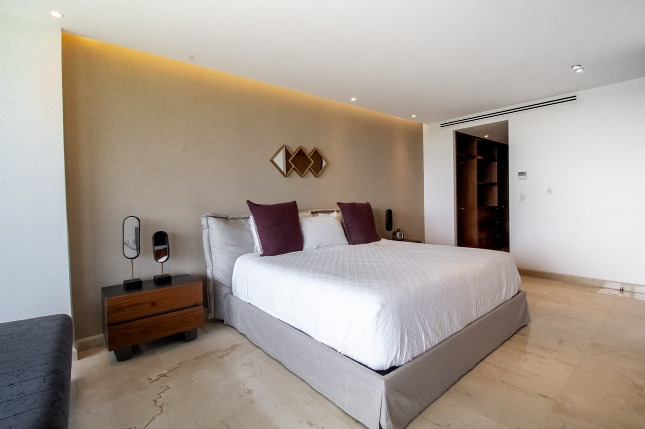 Penthouse | Antaal