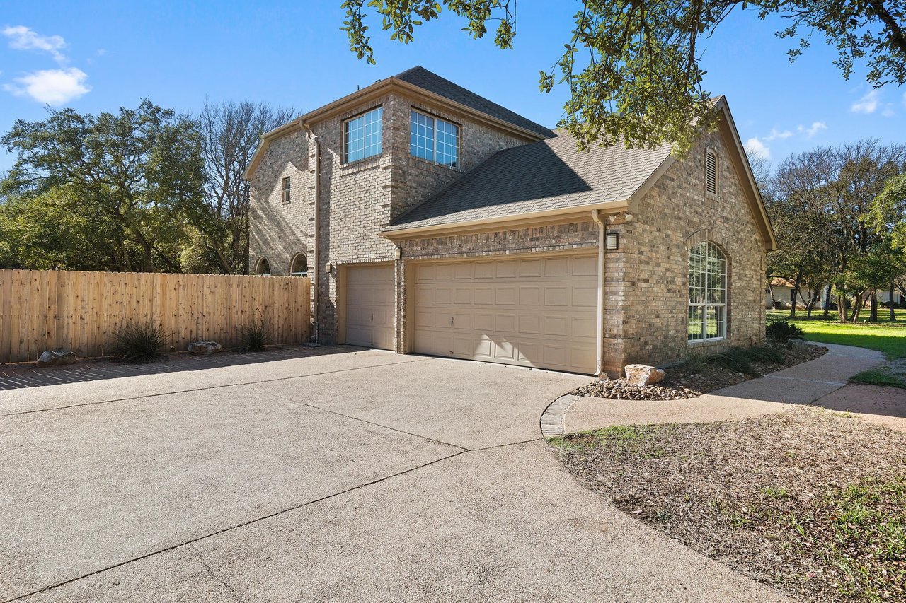 3813 McNeil Dr