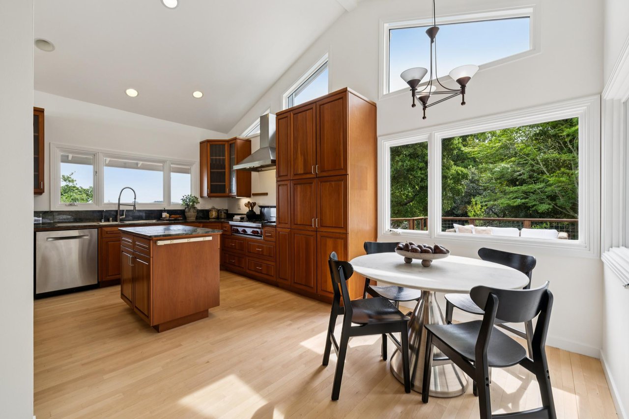 290 Stuyvesant Drive