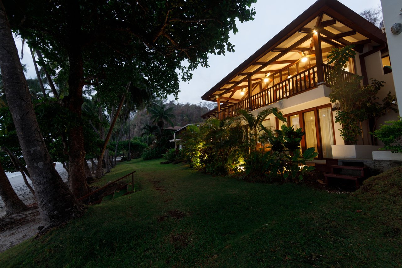 Beachfront Surf Villa, Jaco, Puntarenas