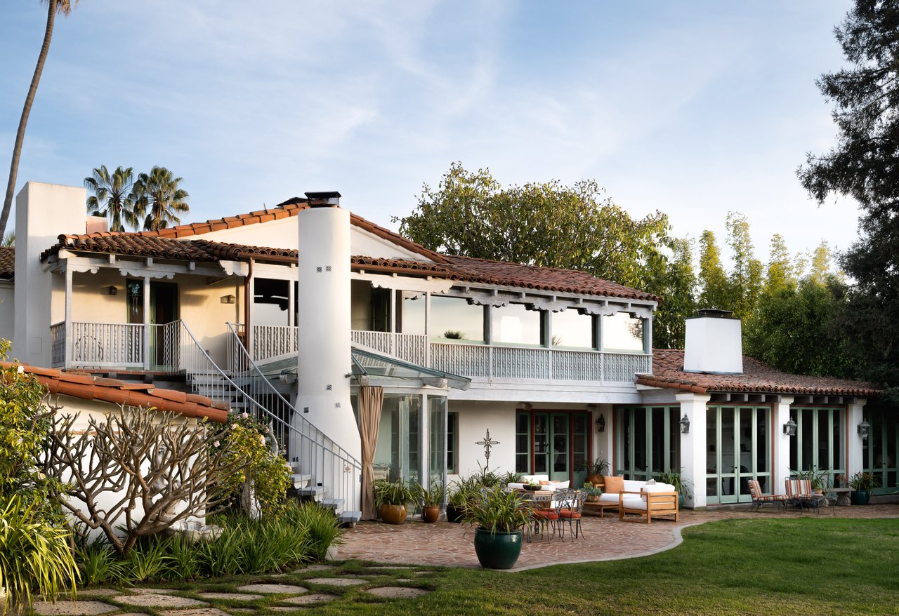 1707 San Vicente Blvd