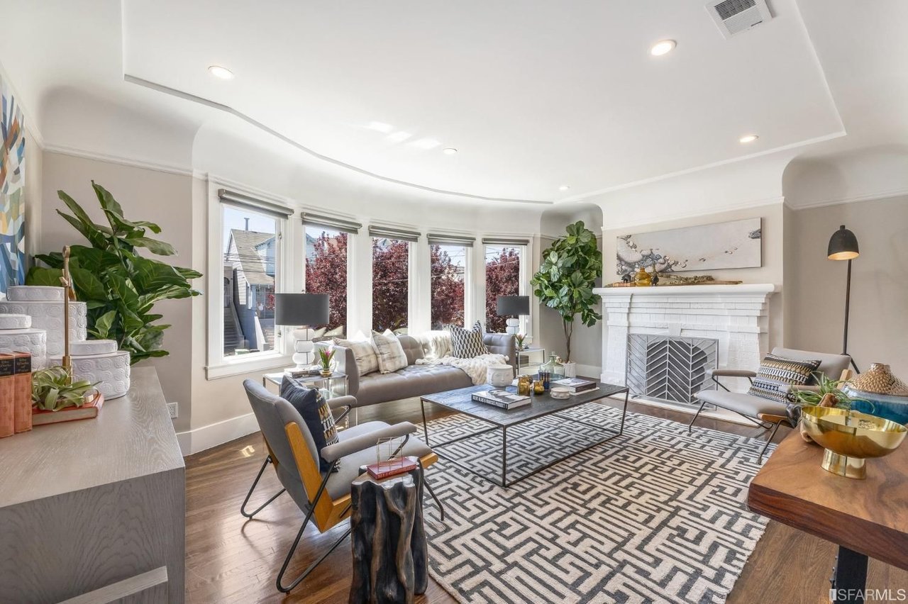 55 Newton St