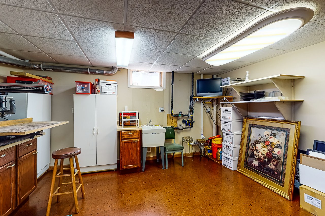 1771 Rhine Place