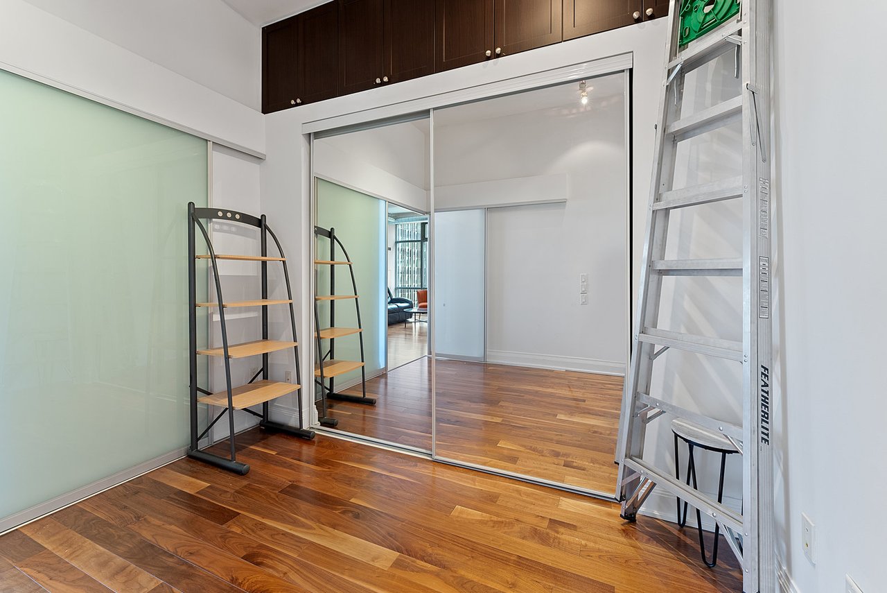 2191 Yonge Street Unit: L7