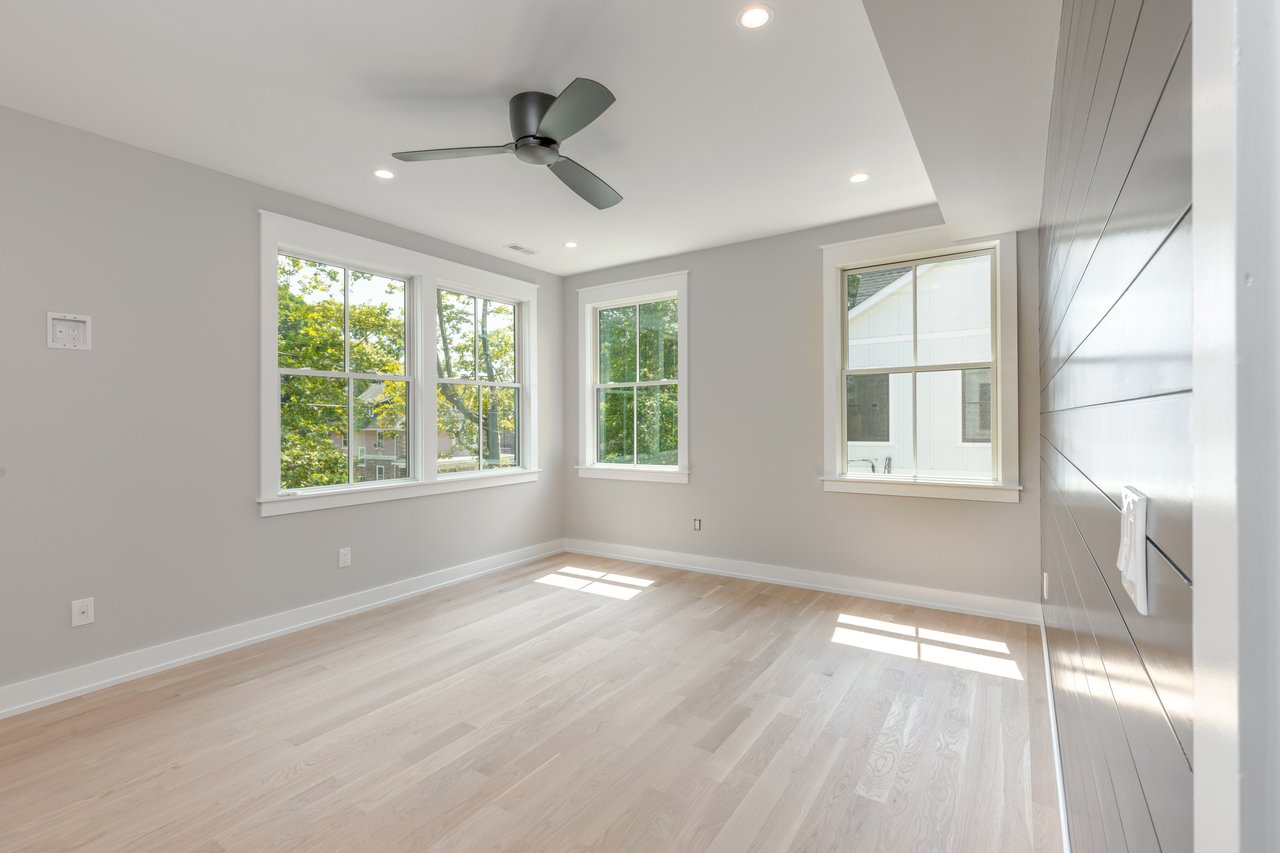 161 Carpenter Ln, Philadelphia, PA 19119