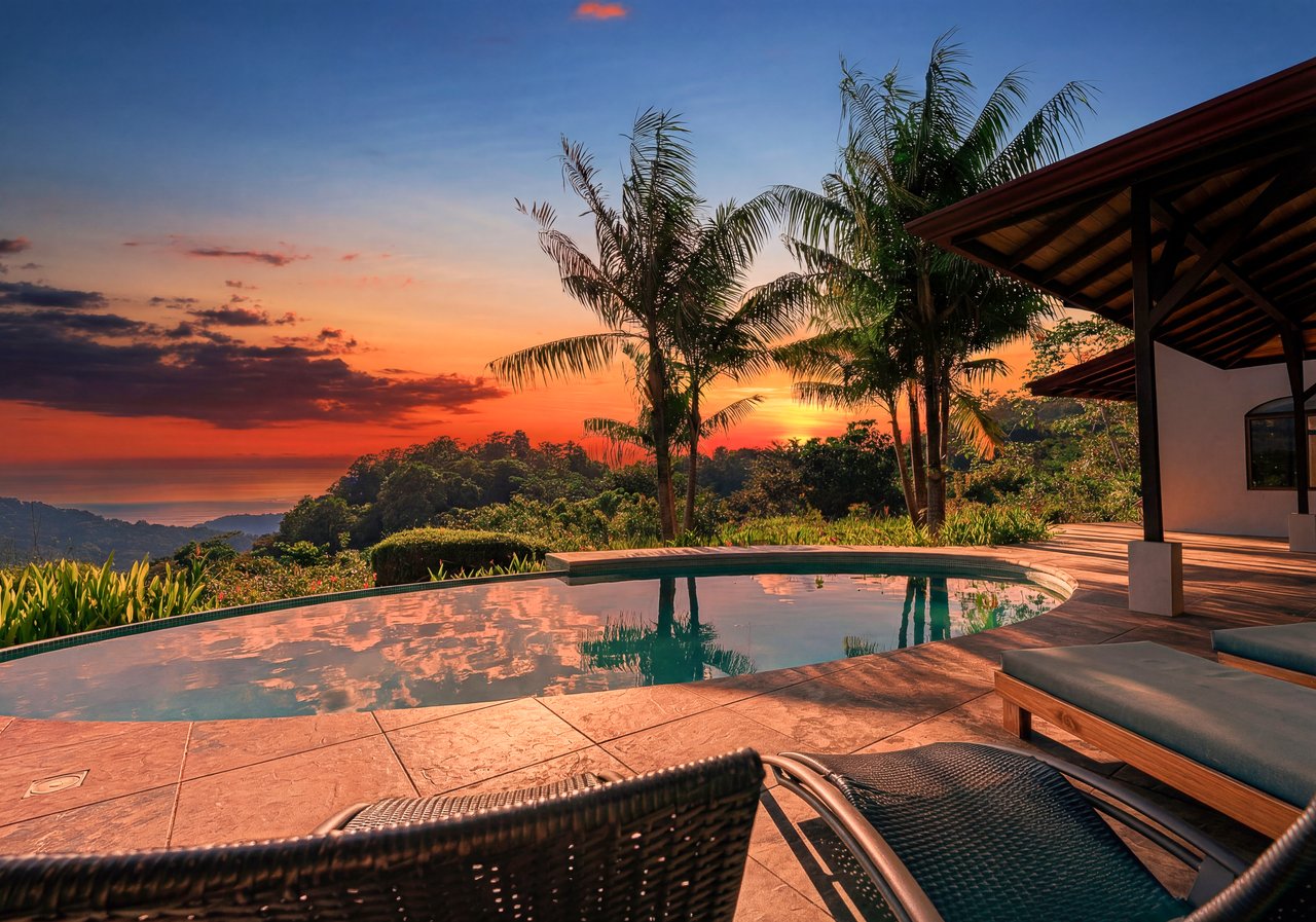 Sunset Ocean View Home on 2.6 Acres Platanillo