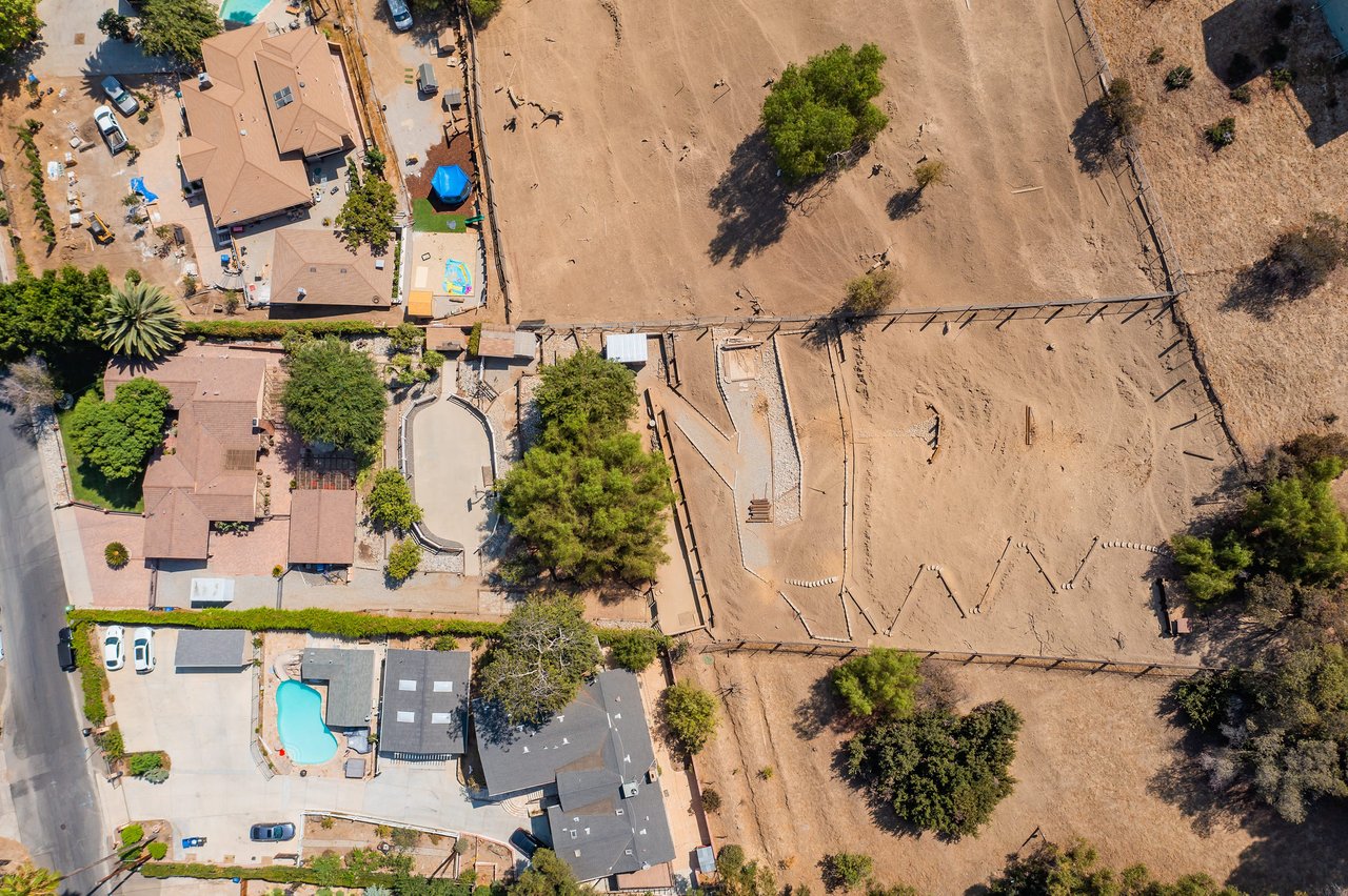 A Lil Bit O' Country in Shadow Hills * SOLD at full price