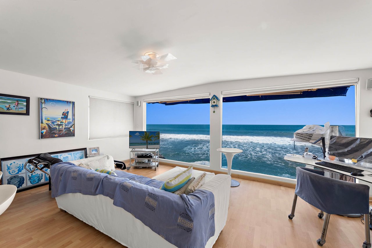 1880 N El Camino Real 2