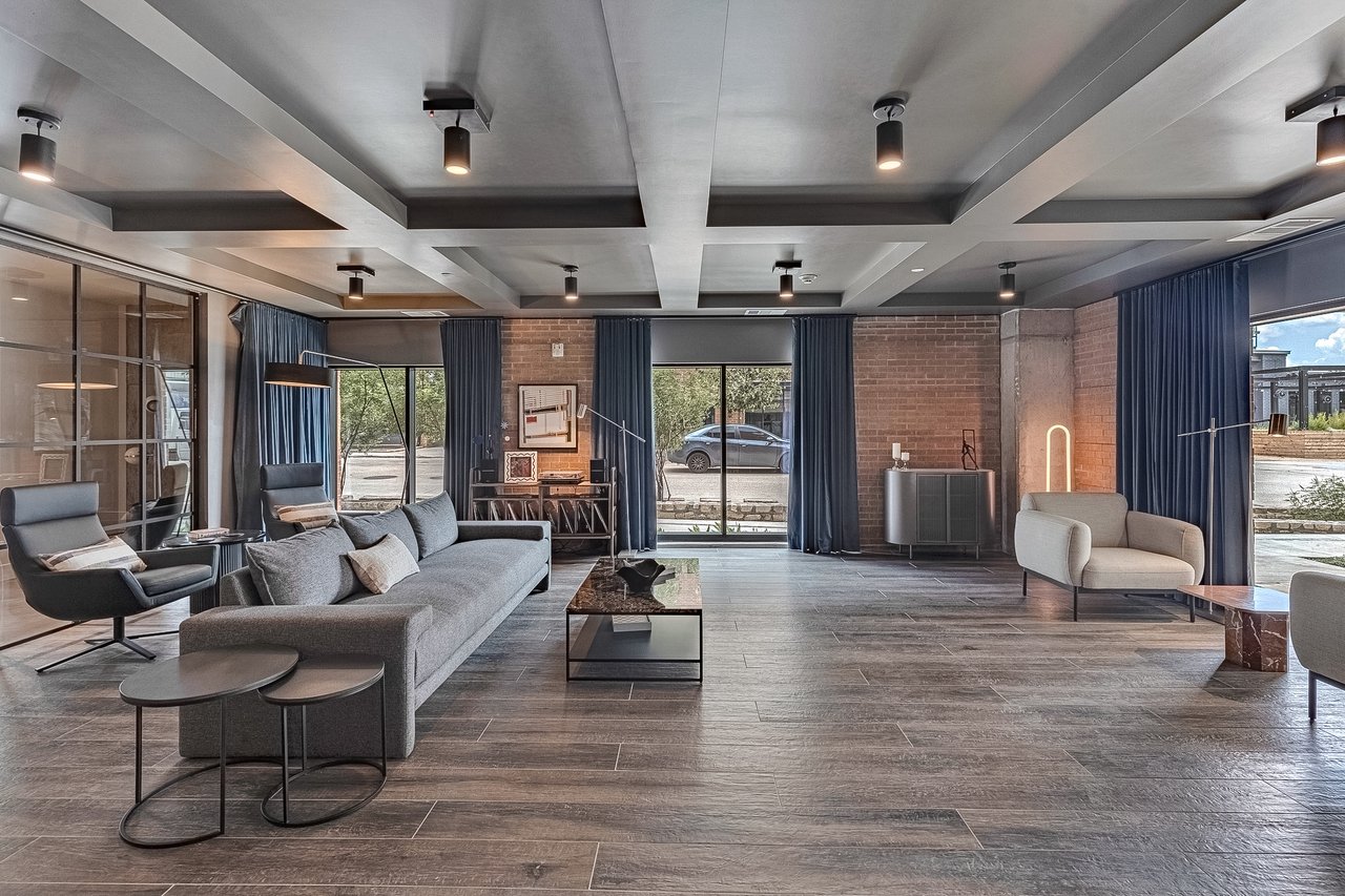 Congress Lofts: 4315 S. Congress Ave #527