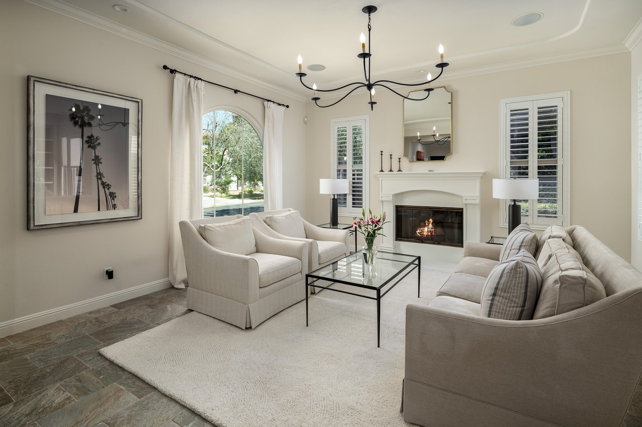 MODERN LIVING IN MIRASOL